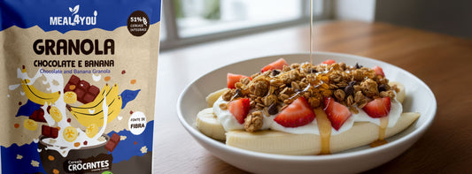 Banana com Iogurte, Morangos e Granola de Chocolate e Banana Meal4You